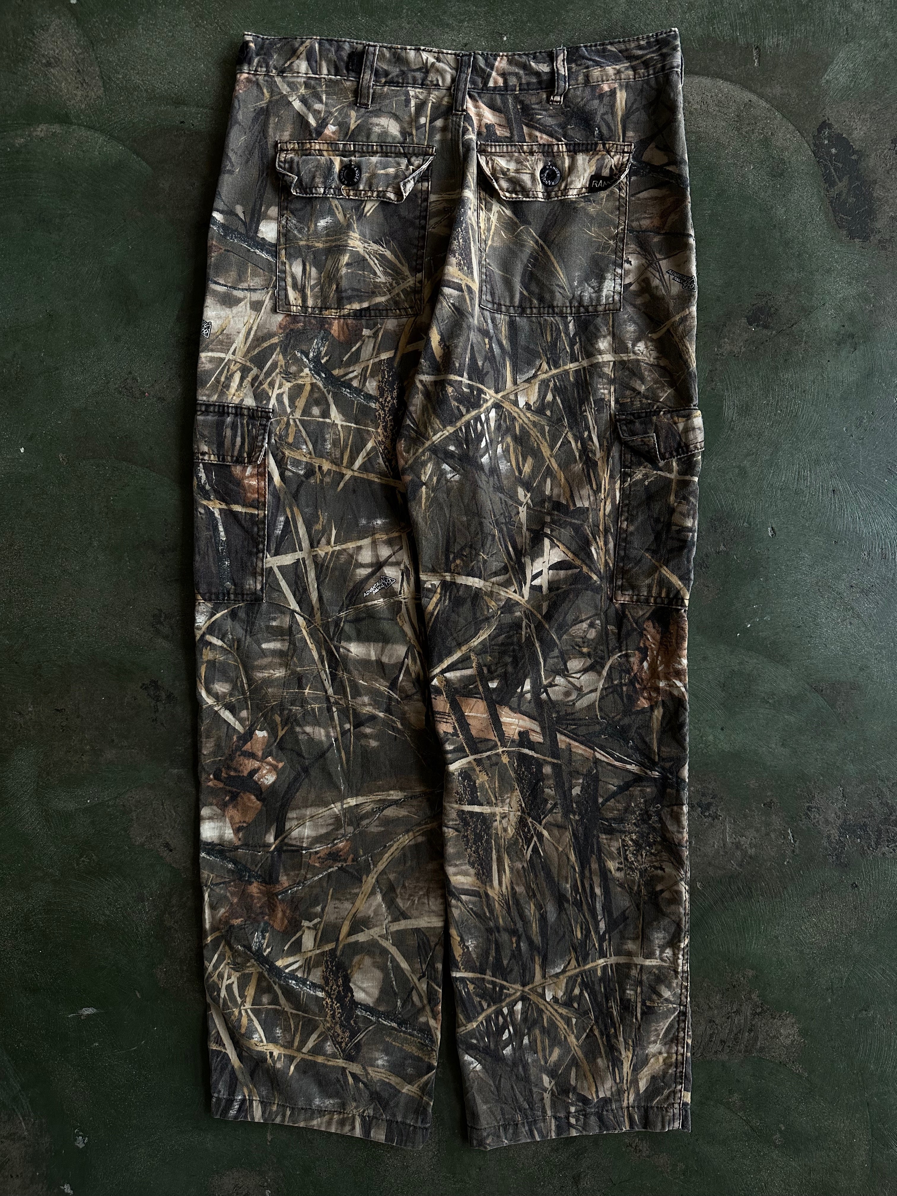 Vintage 00s Ranger Realtree Cargo Pants (32) – Room On Fire